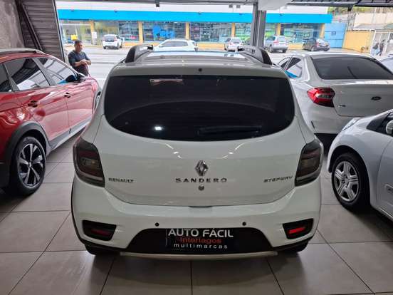 RENAULT-SANDERO-1.6 STEPWAY 8V FLEX 4P AUTOMATIZADO RENAULT-SANDERO-2015