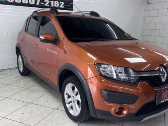 RENAULT-SANDERO-1.6 STEPWAY 8V FLEX 4P AUTOMATIZADO RENAULT-SANDERO-2014