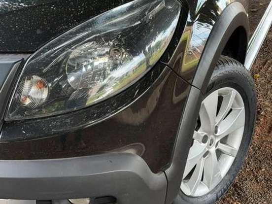 RENAULT-SANDERO-1.6 STEPWAY TWEED 16V FLEX 4P AUTOMÁTICO RENAULT-SANDERO-2014