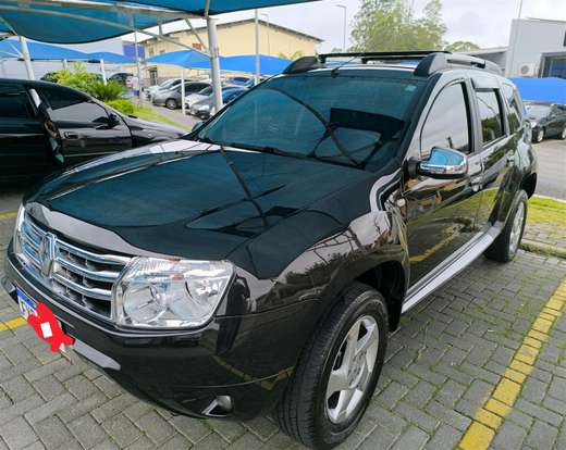 RENAULT-DUSTER-2014