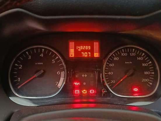 RENAULT-DUSTER-1.6 TECH ROAD 4X2 16V FLEX 4P MANUAL RENAULT-DUSTER-2013