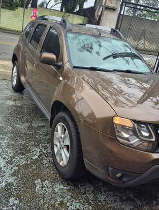 RENAULT-DUSTER-2015