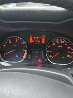 RENAULT-DUSTER-2012