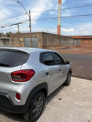 RENAULT-KWID-2024