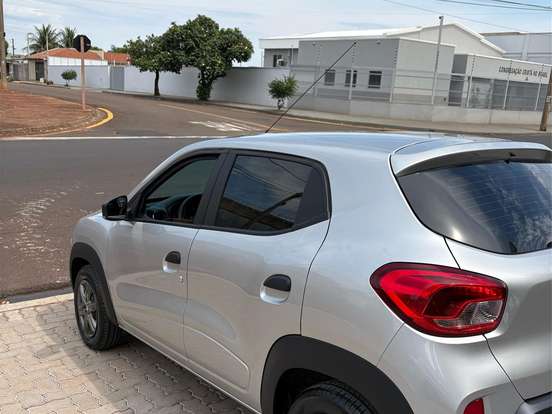 RENAULT-KWID-1.0 12V SCE FLEX ZEN MANUAL RENAULT-KWID-2024