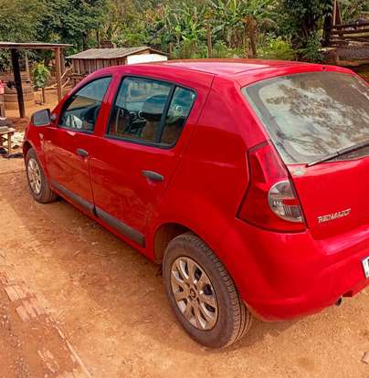 RENAULT-SANDERO-1.0 EXPRESSION 16V FLEX 4P MANUAL RENAULT-SANDERO-2010