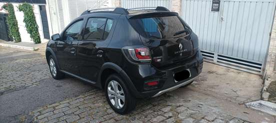 RENAULT-SANDERO-2015