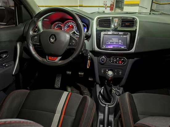 RENAULT-SANDERO-2.0 16V HI-FLEX RS MANUAL RENAULT-SANDERO-2015