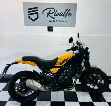 ROYAL ENFIELD GUERRILLA 450 