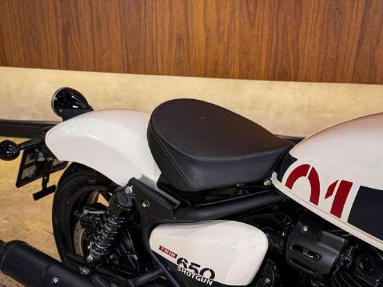 ROYAL ENFIELD-SHOTGUN 650 STENCIL WHITE ROYAL ENFIELD-SHOTGUN 650 STENCIL WHITE-2025