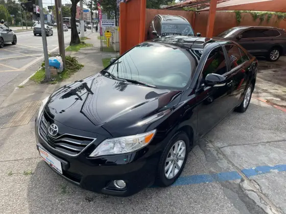 TOYOTA CAMRY 3.5 XLE V6 24V GASOLINA 4P AUTOMÁTICO