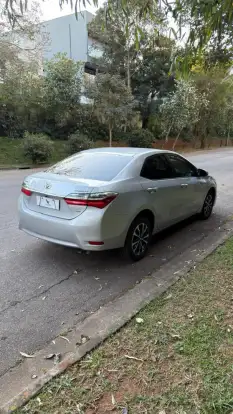 TOYOTA-COROLLA-2017