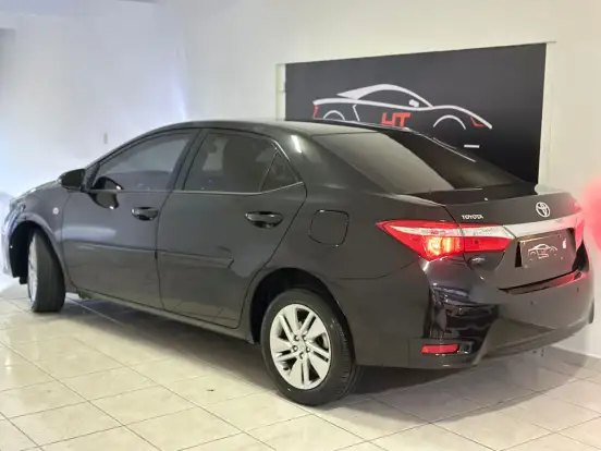 TOYOTA-COROLLA-2014