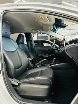 TOYOTA-COROLLA-2021