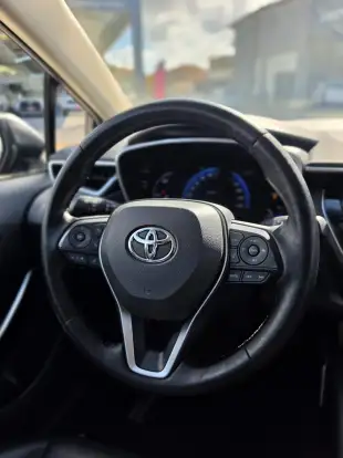 TOYOTA-COROLLA-2021