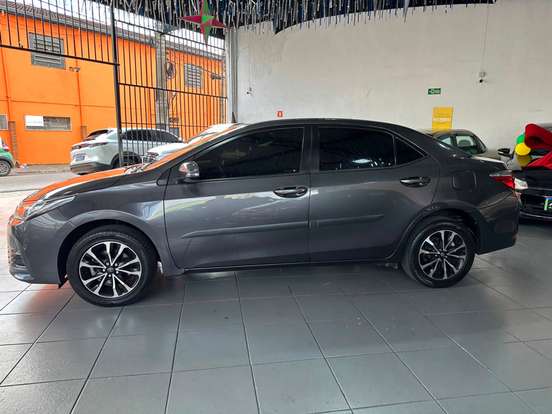 TOYOTA-COROLLA-1.8 GLI 16V FLEX 4P AUTOMÁTICO TOYOTA-COROLLA-2017