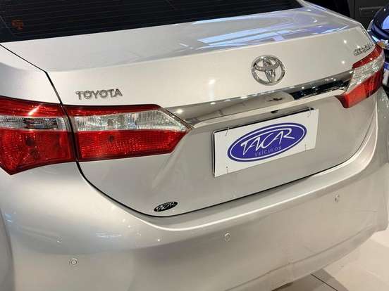 TOYOTA-COROLLA-1.8 GLI 16V FLEX 4P AUTOMÁTICO TOYOTA-COROLLA-2015