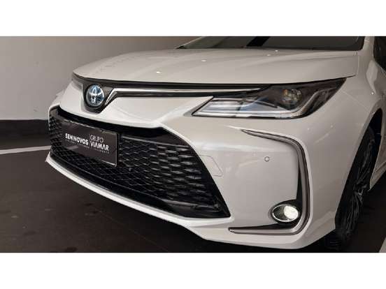 TOYOTA-COROLLA-2026