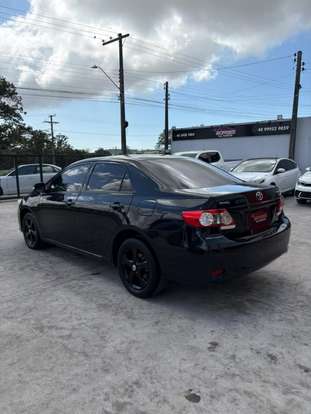 TOYOTA-COROLLA-2013
