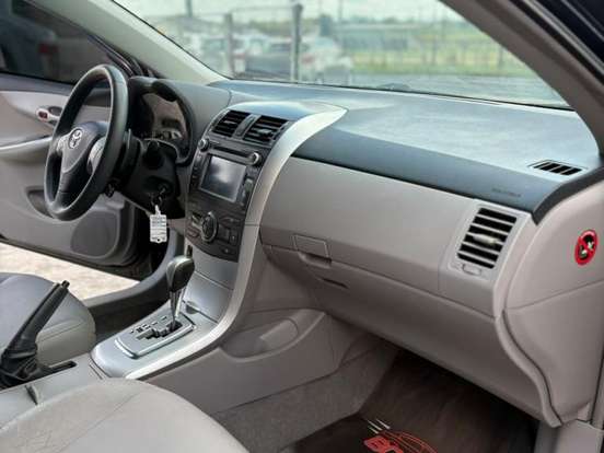 TOYOTA-COROLLA-1.8 XLI 16V FLEX 4P MANUAL TOYOTA-COROLLA-2013