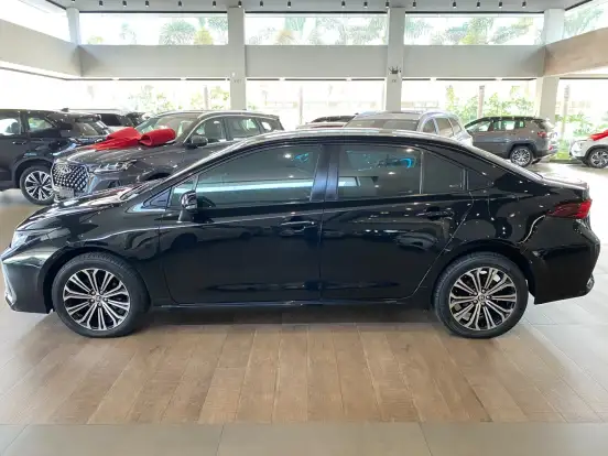 TOYOTA-COROLLA-2021