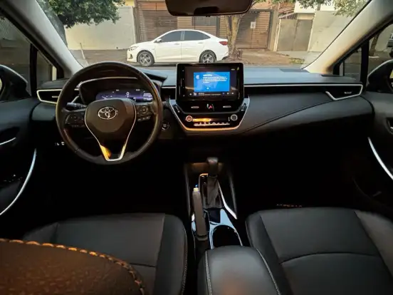 TOYOTA-COROLLA-2023