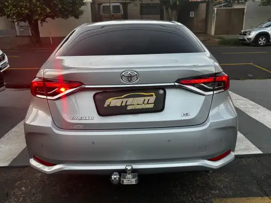 TOYOTA-COROLLA-2020