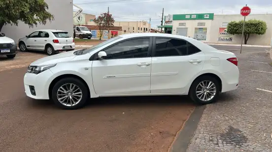 TOYOTA-COROLLA-2014