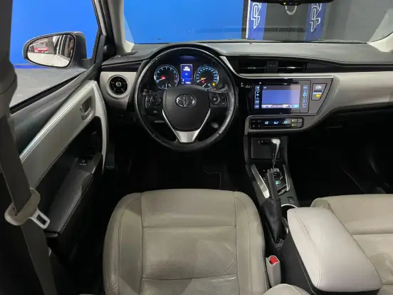 TOYOTA-COROLLA-2017