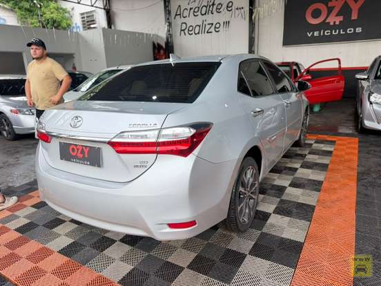 TOYOTA-COROLLA-2017