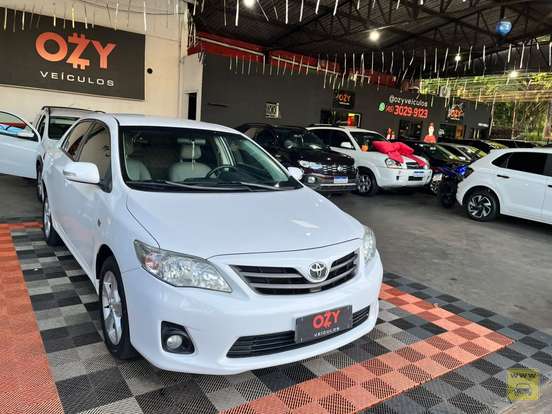 TOYOTA-COROLLA-2.0 ALTIS 16V FLEX 4P AUTOMÁTICO TOYOTA-COROLLA-2013