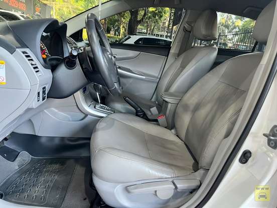 TOYOTA-COROLLA-2.0 ALTIS 16V FLEX 4P AUTOMÁTICO TOYOTA-COROLLA-2013