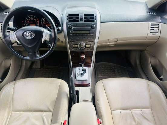 TOYOTA-COROLLA-2.0 ALTIS 16V FLEX 4P AUTOMÁTICO TOYOTA-COROLLA-2011