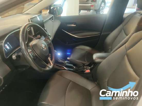 TOYOTA-COROLLA-2024