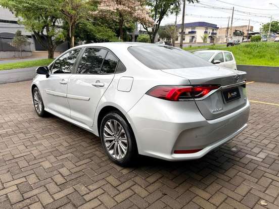 TOYOTA-COROLLA-2021