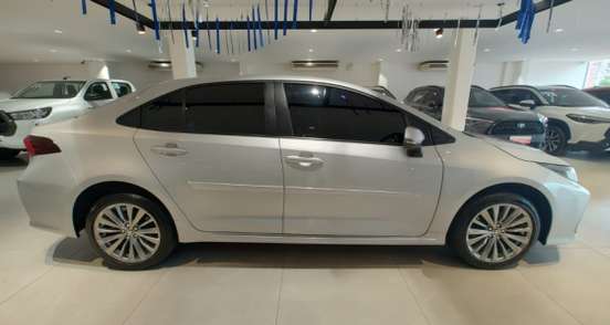 TOYOTA-COROLLA-2025