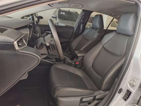 TOYOTA-COROLLA-2025