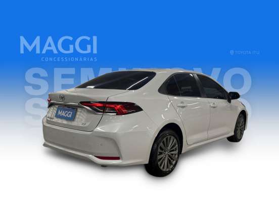 TOYOTA-COROLLA-2024