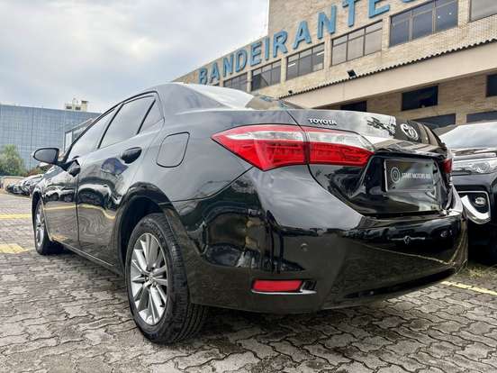 TOYOTA-COROLLA-2016