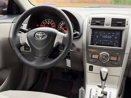 TOYOTA-COROLLA-2012