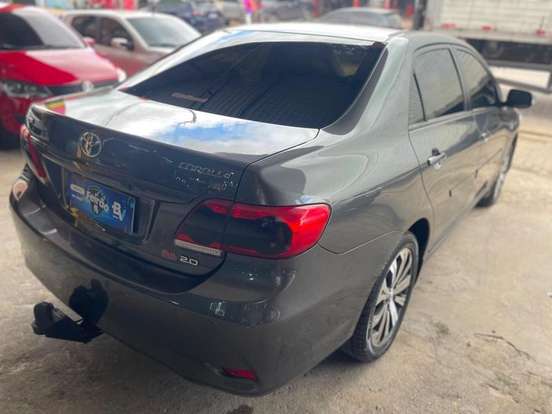 TOYOTA-COROLLA-2013