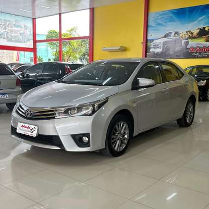 TOYOTA-COROLLA-2015
