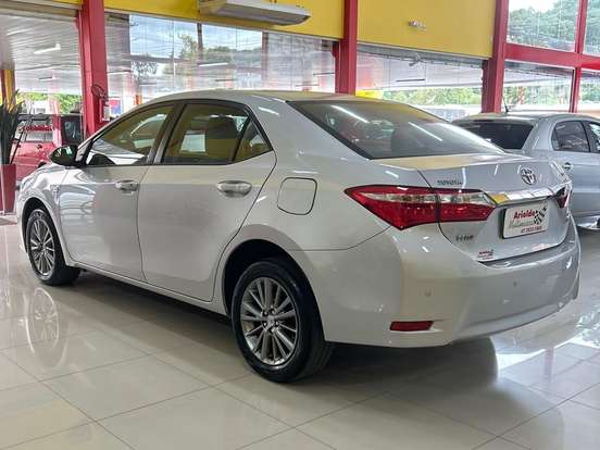 TOYOTA-COROLLA-2.0 XEI 16V FLEX 4P AUTOMÁTICO TOYOTA-COROLLA-2015
