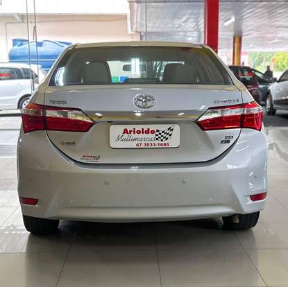 TOYOTA-COROLLA-2015