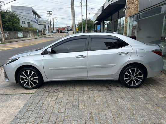 TOYOTA-COROLLA-2017