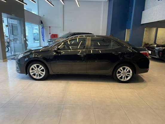 TOYOTA-COROLLA-2017