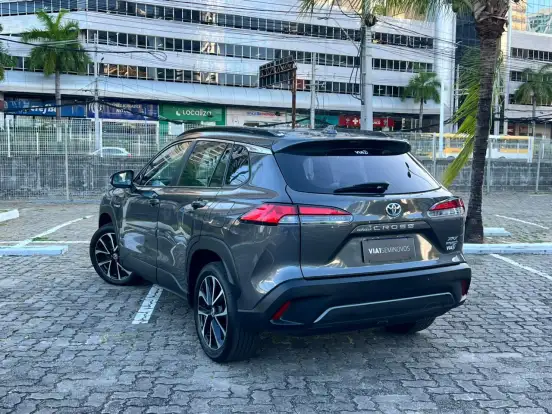 TOYOTA-COROLLA CROSS-2023