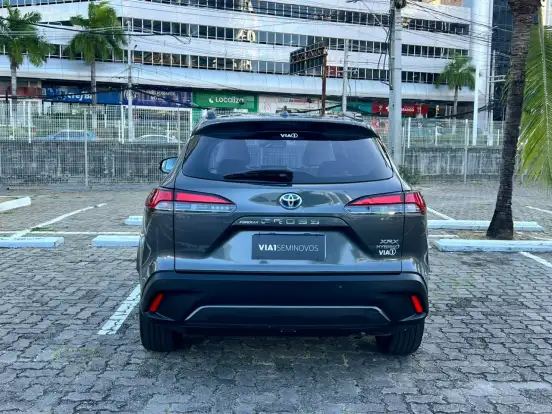 TOYOTA-COROLLA CROSS-2023