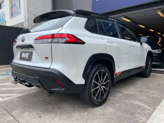 TOYOTA-COROLLA CROSS-2024