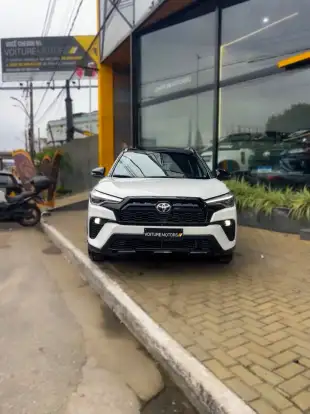 TOYOTA-COROLLA CROSS-2023